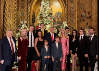 Melania’s AWOL From Trump Xmas Photo, It Took All Day To Find An Excuse Why