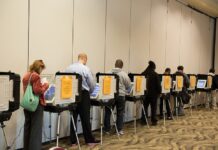 Midterms: Lack Of Voter Enthusiasm Likely To Hurt Republicans More Than Democrats