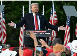 “New York Hates You” Protesters Thunder, Rallygoers Leave Early