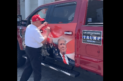 truck signing