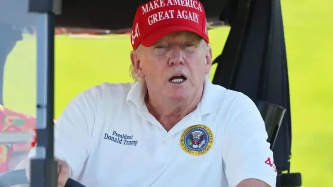 Trump Playing Golf 2A