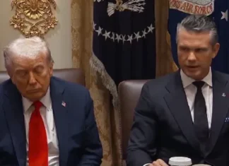 Trump Nods Off While Hegseth Extols His Virtues. Watch His Head Bounce