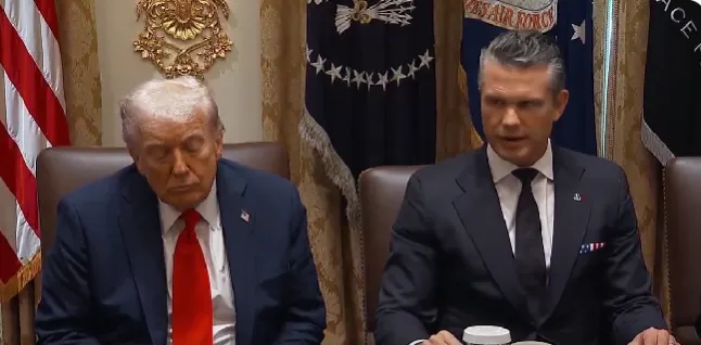 Trump nods off