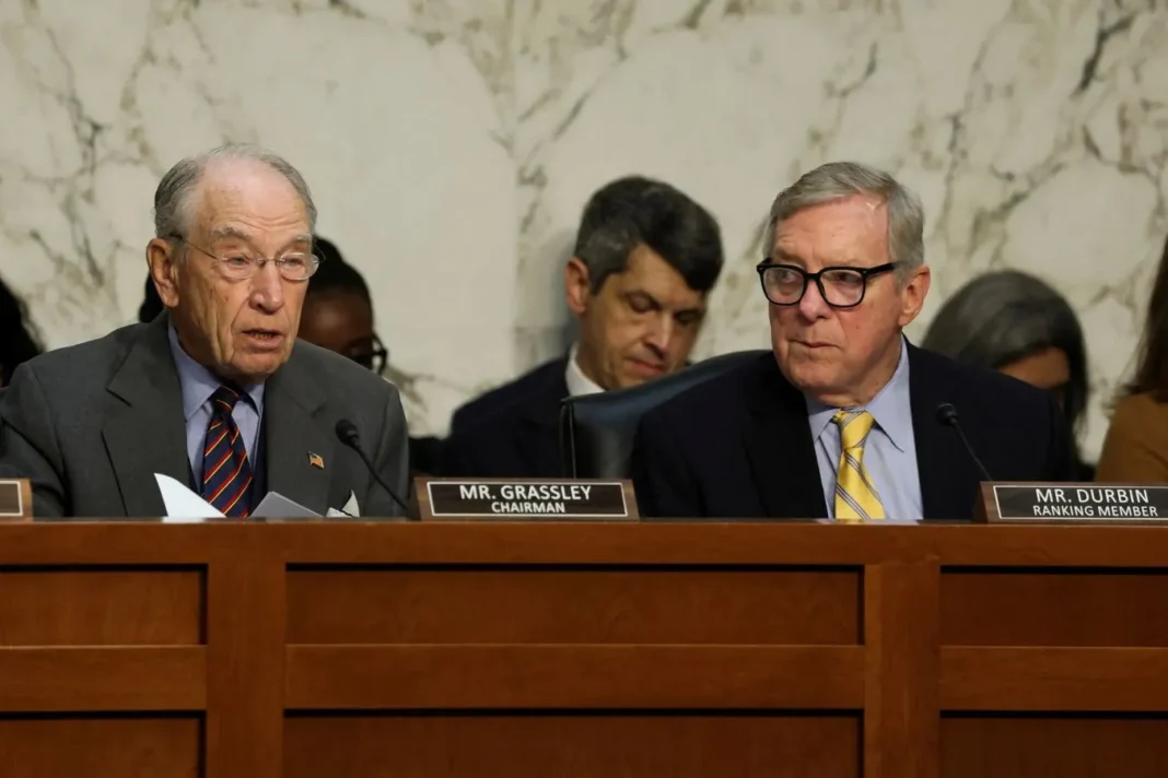 Senators Grassley and Durbin for ICE Shooting A 01-08-2026