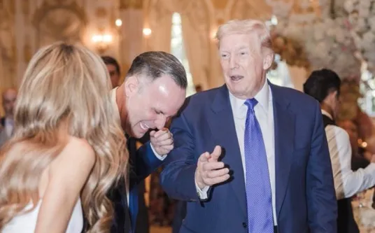 Trump dead white skin
