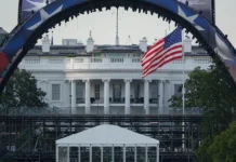 Trump Risks His Entire Presidency on Vanity: No Upside