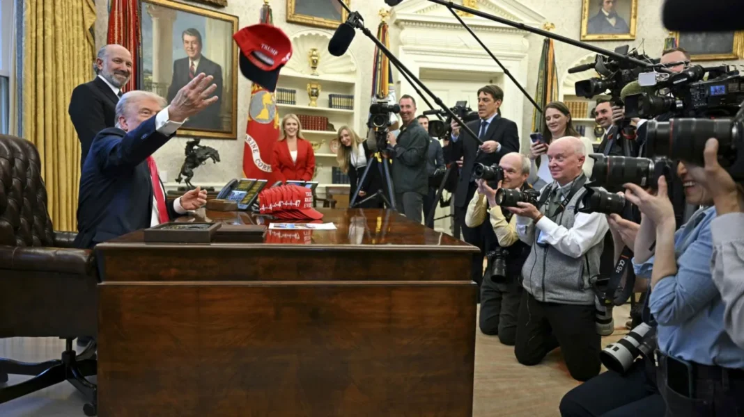 Trump with some press pool A 09-27-2026